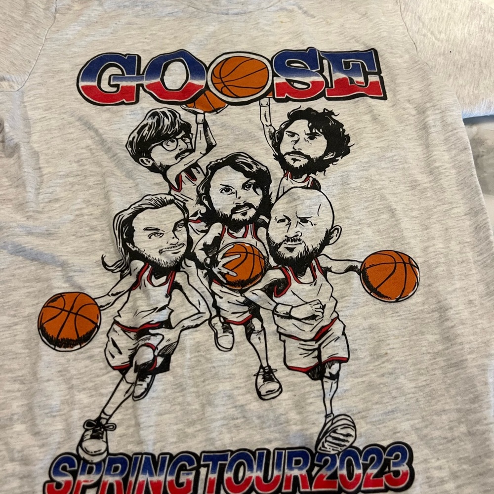 Goose Spring Tour shirt - collectors item women’s size Small previously owned